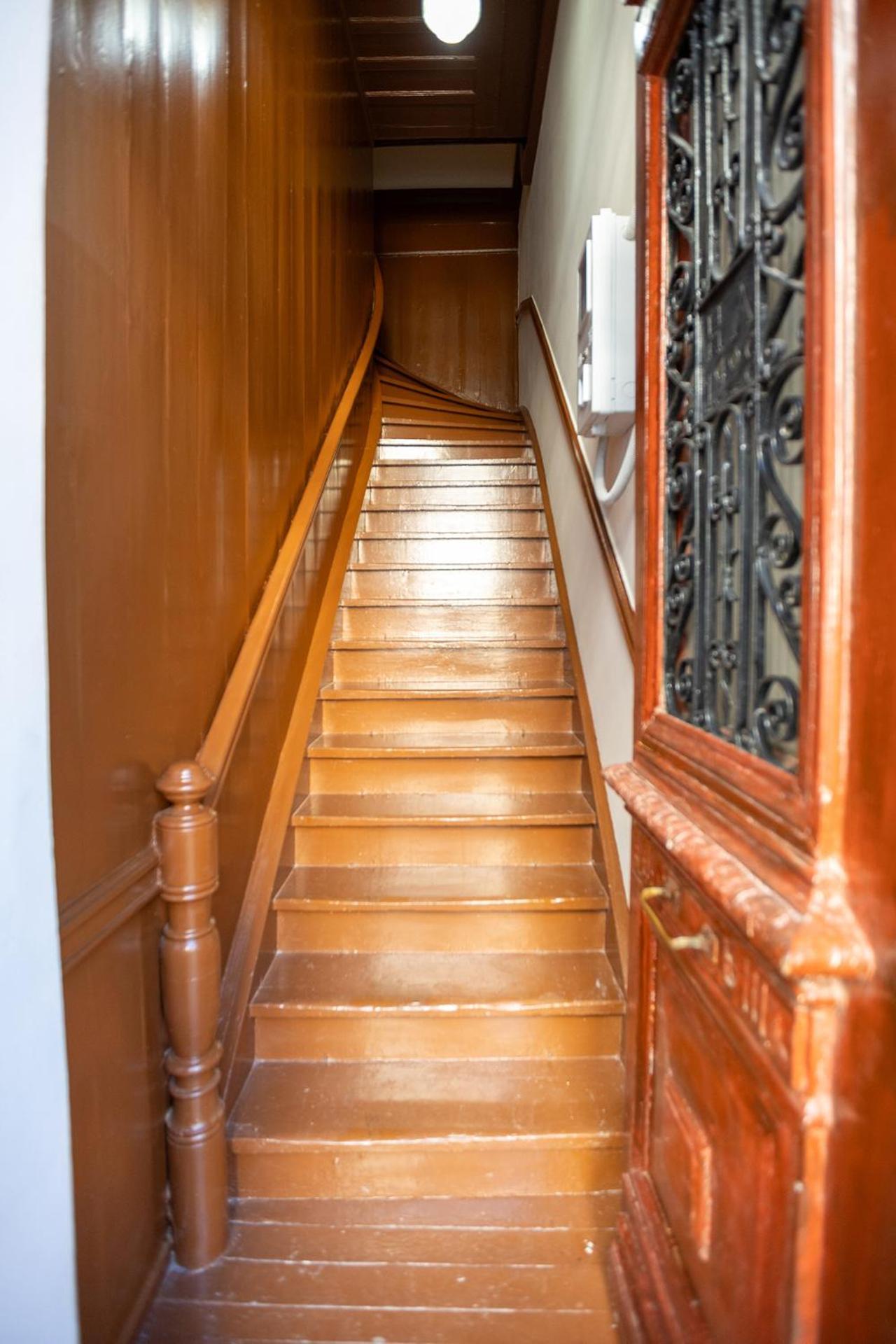 Era Of Elegance: 1928 Classic Dwelling Tripoli Bagian luar foto