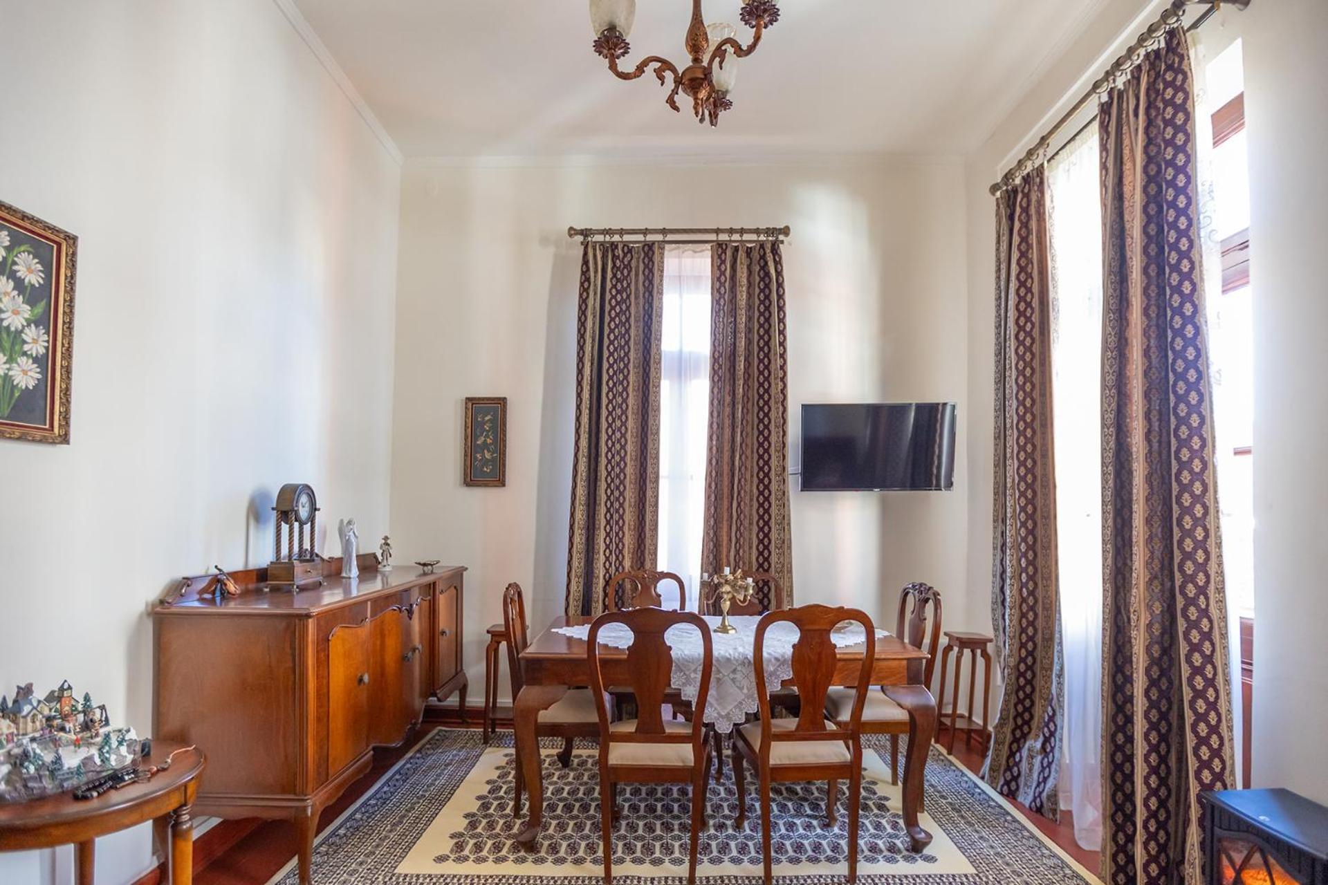 Era Of Elegance: 1928 Classic Dwelling Tripoli Bagian luar foto